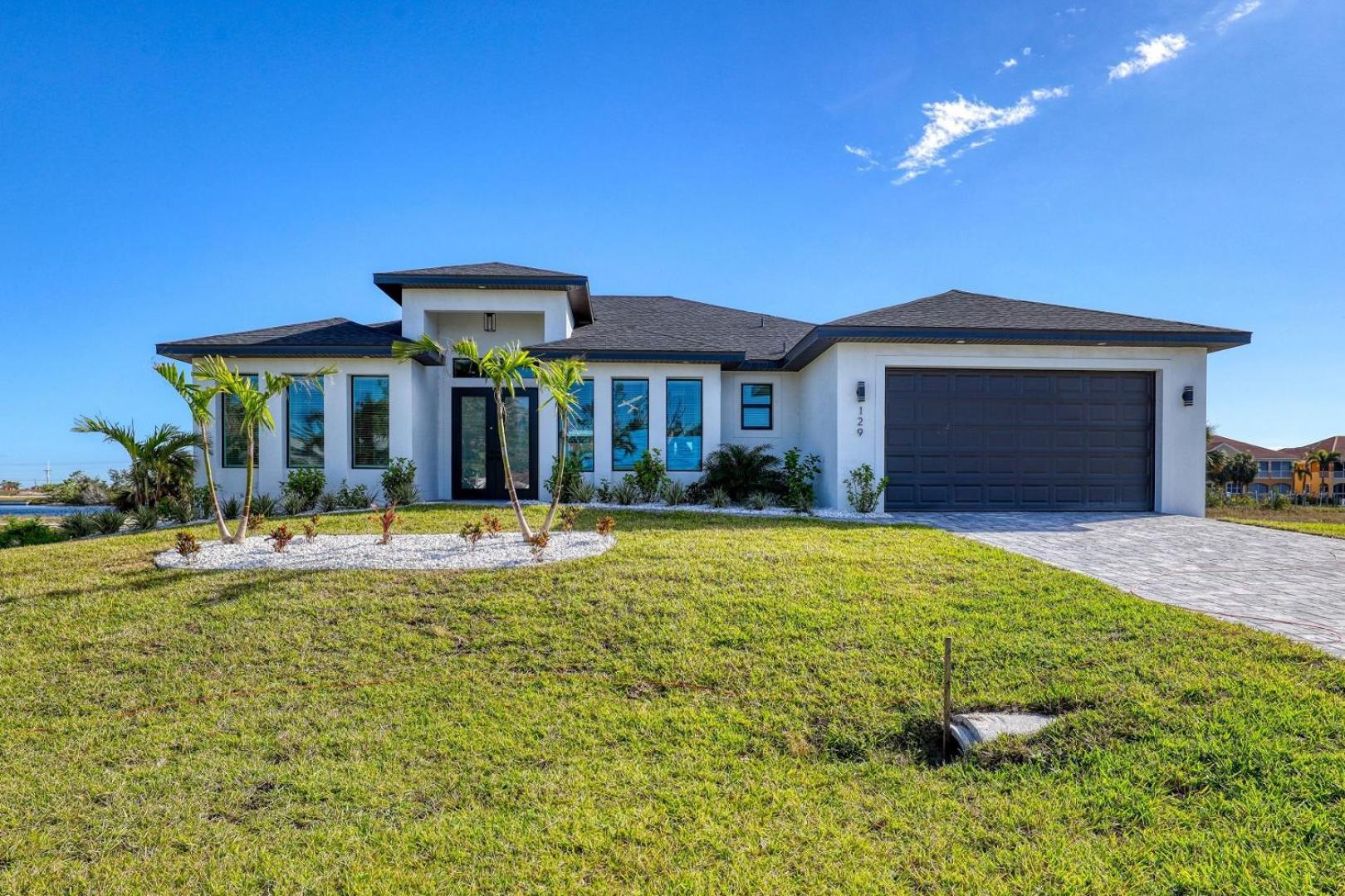 New Listing - Amazing New 3Beds/3Baths Gulf Access Villa W. Heated Pool And Outdoor Kitchen! Matlacha Exterior photo